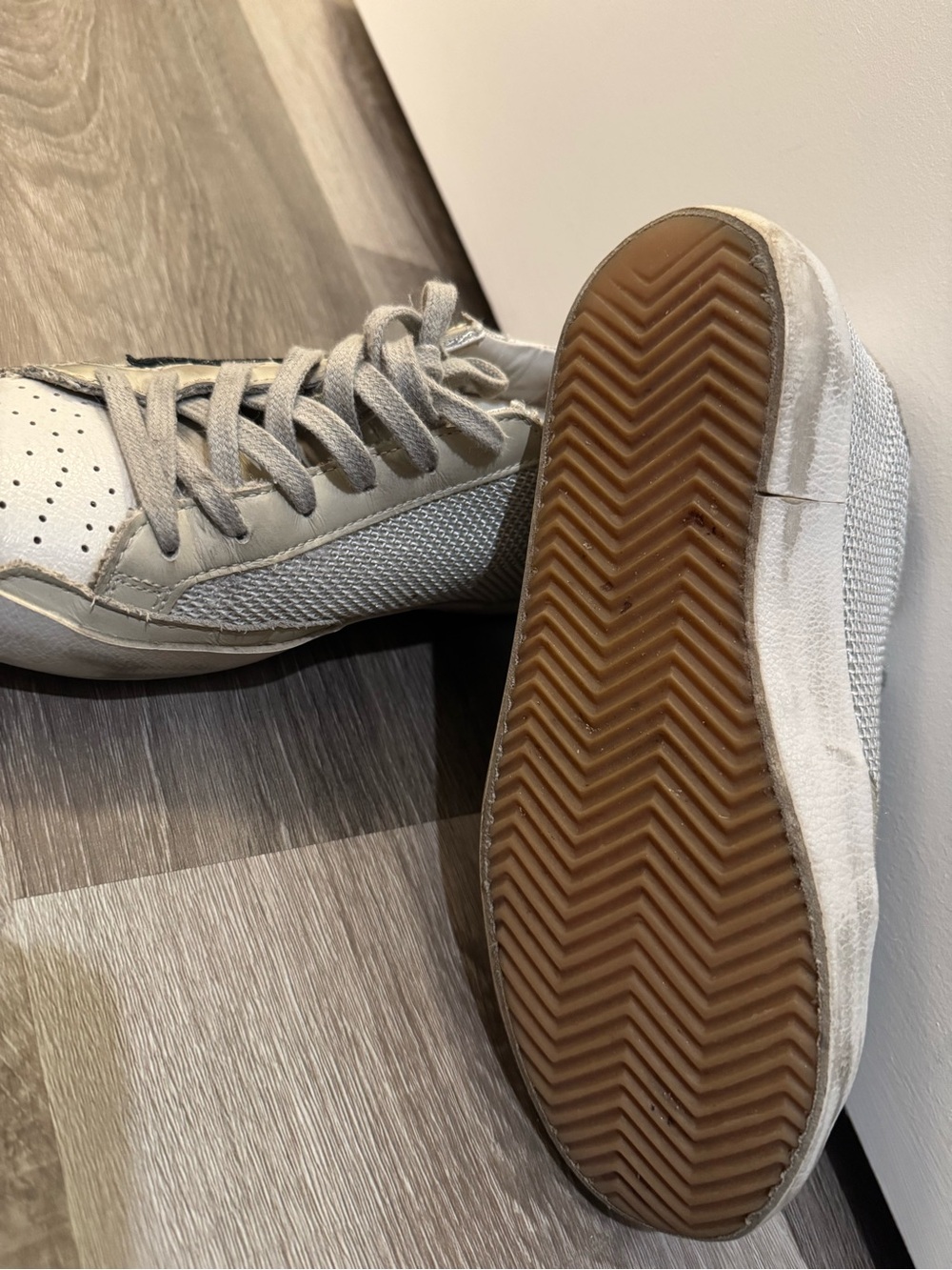 Golden Goose Women’s Super-Star sneakers in leather with mesh insert - Picture 4 of 5